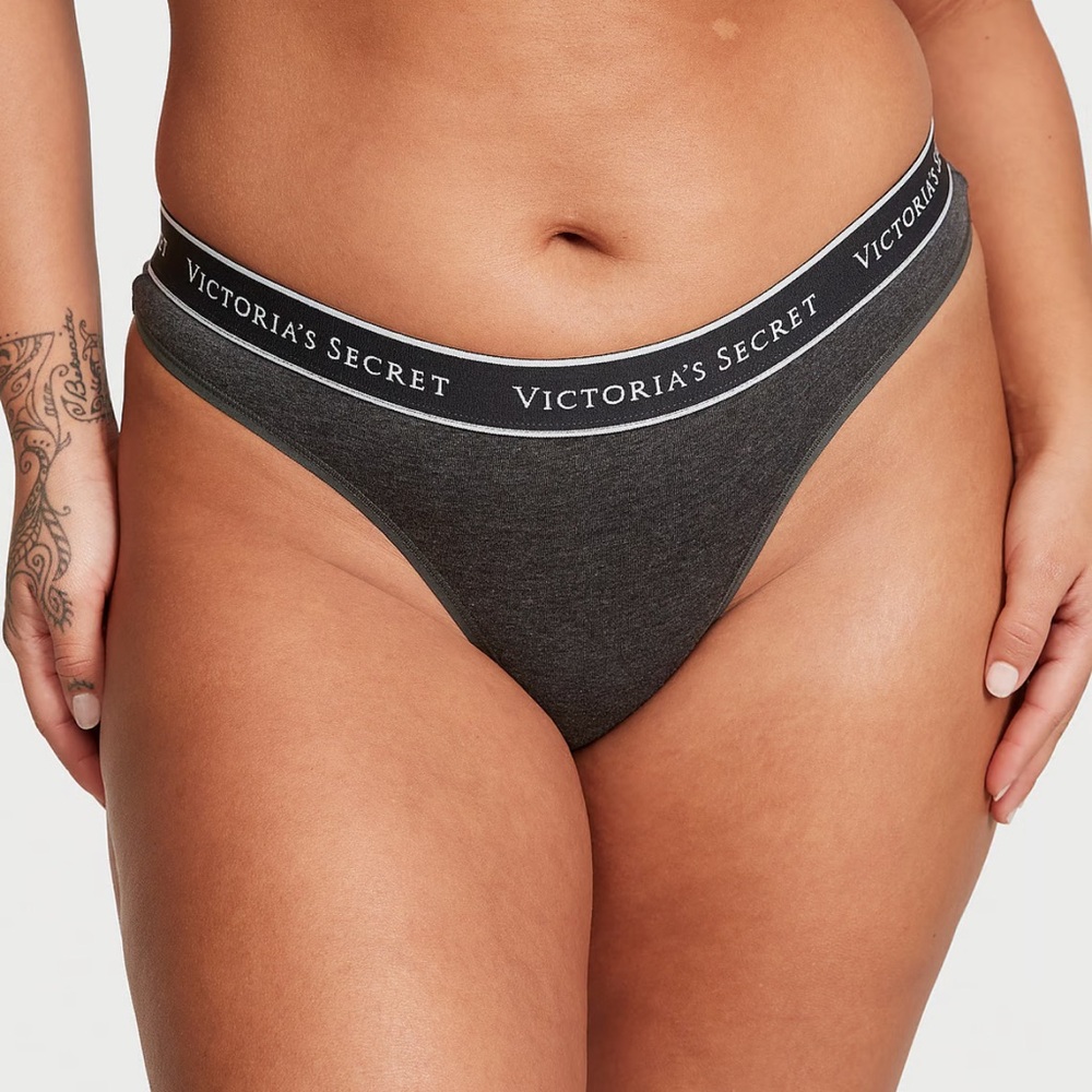 NWT Victoria’s Secret Logo Cotton Thong Panty
